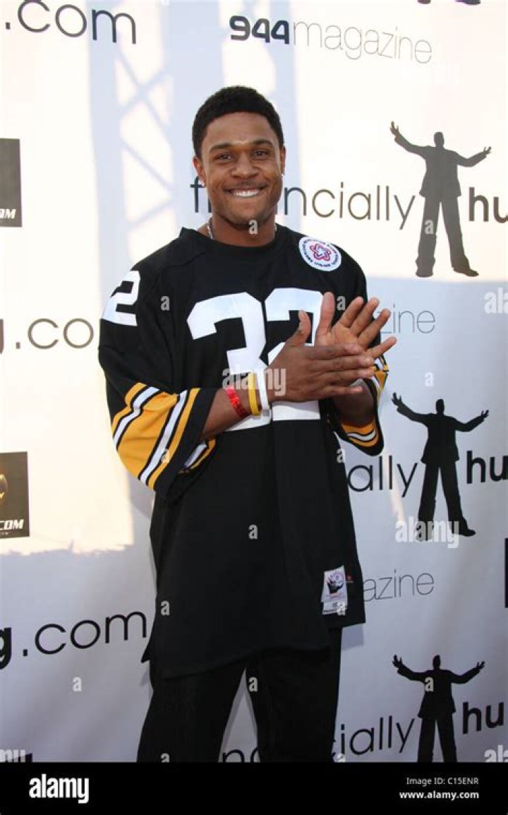 Remember actor Pooch Hall? He is a loving father to his special needs daughter