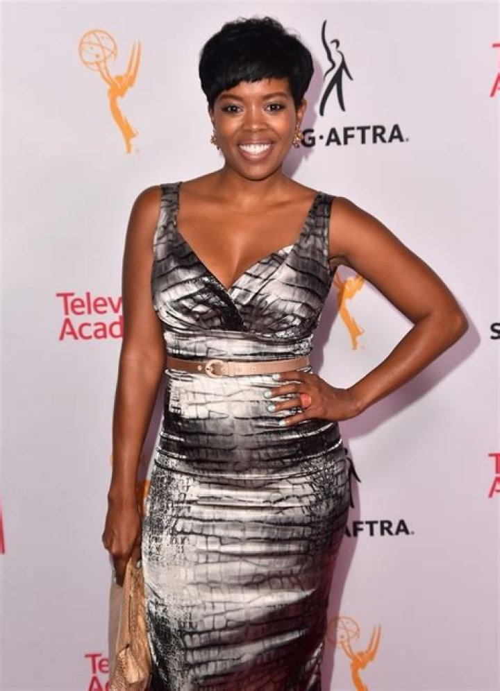 Remember Tracy 'Bird' Van Adams in 'Soul Food'? She Is Engaged to Journalist Boyfriend