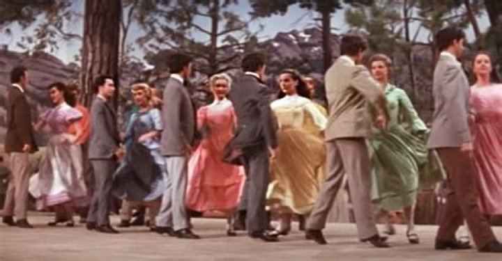 Iconic '7 Brides for 7 Brothers' Barn Dance Was So Good That It Still Leaves People in Awe