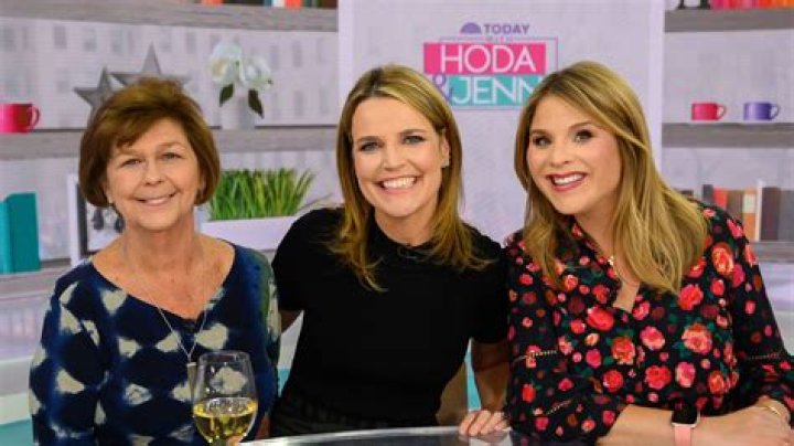 Jenna Bush Hager and Savannah Guthrie Showcase Their Dance Moves for 'GetFitTODAY' challenge