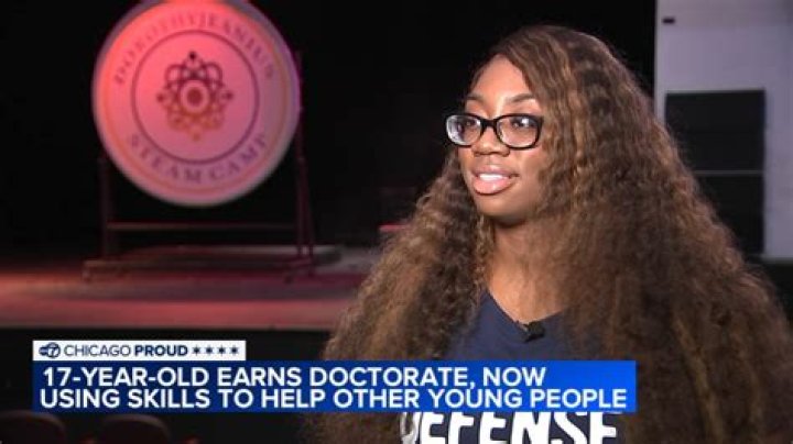 Meet Monifa Phillips, 1st Black Woman to Earn Physics PhD from University of Glasgow