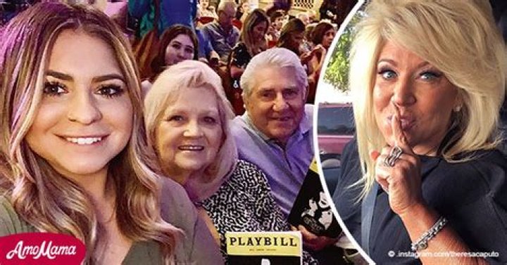 Theresa Caputo Shows off Three Generations of Family by Posing with Her Parents and Daughter