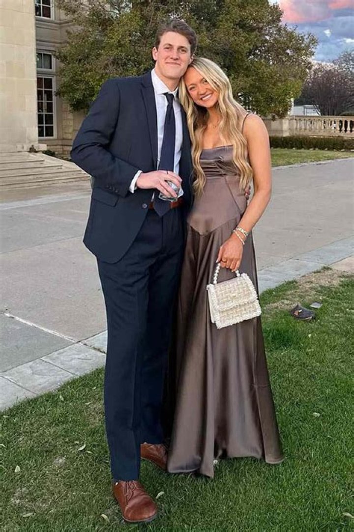 Ree Drummond's Daughter Paige Heads to Christian Summer Camp 2 Months after Her Arrest