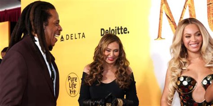 Tina Knowles’ Old Photos Prove She and Her Daughters Are like Peas in a Pod