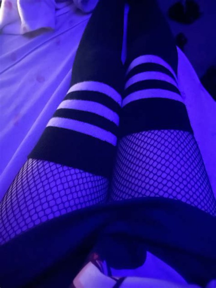 Fantasia Shows off Toned Legs in Fishnet Tights & Striped Jacket in New Photo