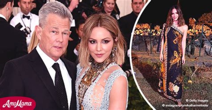 David Foster's Young Wife Katharine Mcphee Stuns in a Batik Dress in Pics from Indonesia Trip