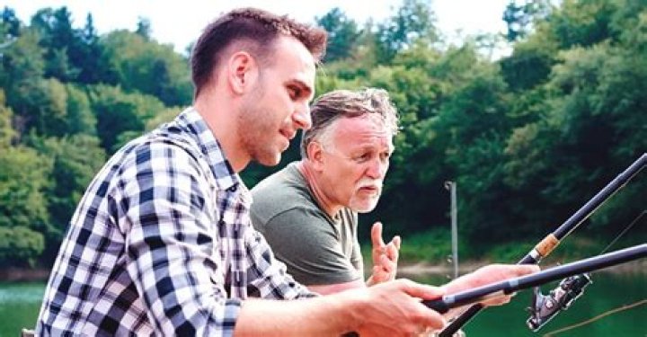 4 Married Guys Discuss Their Wives While Fishing