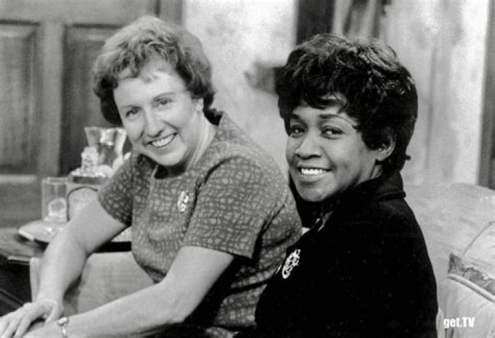  'The Jeffersons' Star Isabel Sanford Found Out about the Show's Cancellation via the Grape Vine
