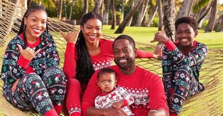 Gabrielle Union Shares Photo with Sister, Husband & Their Kids in Matching Christmas Outfits