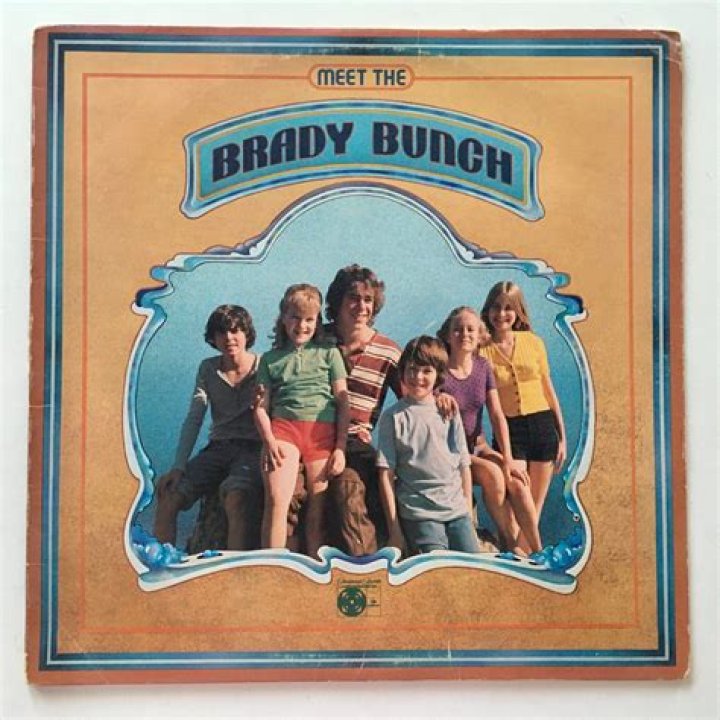 Meet ‘The Brady Bunch’ Christopher Knight’s Fourth Wife Cara Kokenes