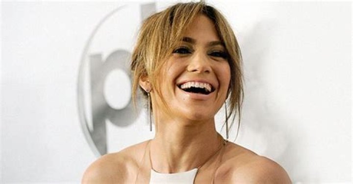 Jennifer Lopez Turned Heads in Stunning Low-Cut Aquamarine Gown at the 2020 LAFCA Awards