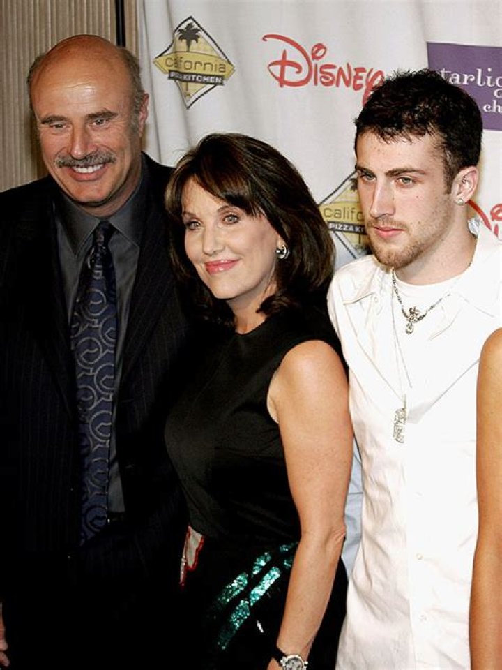 Dr. Phil’s Youngest Son Jordan Mcgraw Grew up to Be a Handsome Musician