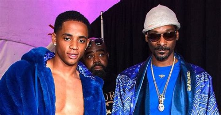 Snoop Dogg's Son Cordell Broadus Received Backlash after Wearing Women's Clothing and Makeup for Photo Shoot
