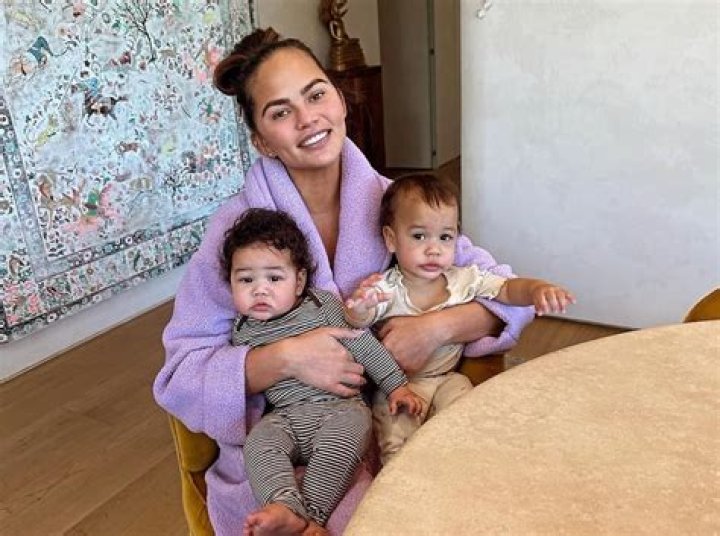 Chrissy Teigen's Kids Luna and Miles Show off Their Piano Skills in a Video
