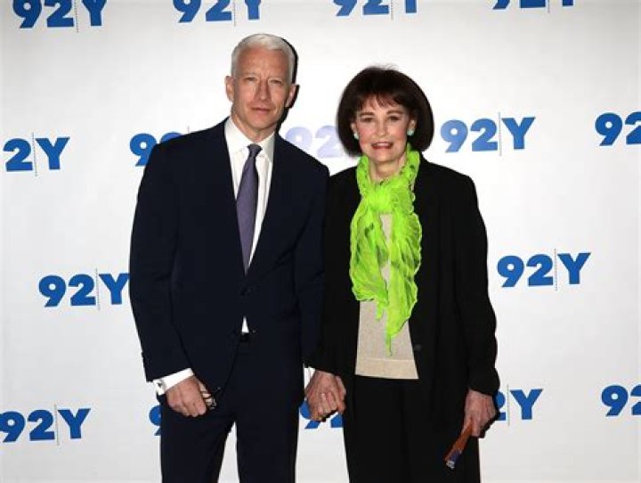 Anderson Cooper's Mom Gloria Vanderbilt Hoped to Be Alive to See Son's Kids