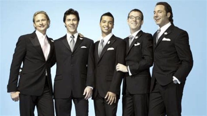 Queer Eye's OG Fab Five Will Appear with Netflix Stars on New Season of 'Celebrity Family Feud'