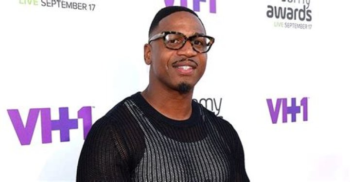 Stevie J Shows off Toned Abs and Flexes His Muscles to Inspire His Fans to Love Themselves