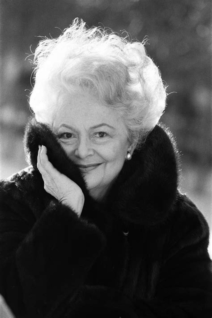 Remembering Olivia de Havilland and Her Children — Are They Survived by Anyone?