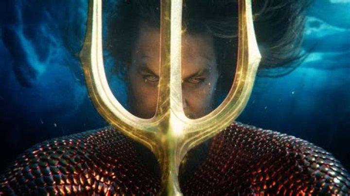  'Aquaman' Star Jason Momoa Receives Special Fender Bass Guitar for His 41st Birthday