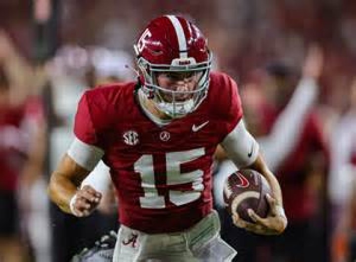 Jessica Simpson, 40, Shows off Gorgeous Legs in Plaid Boots after Dramatic Weight Loss