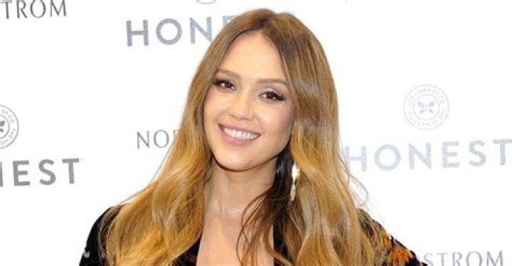 Jessica Alba Wasn't Allowed Eye Contact with '90210' Cast during Her Scenes — Here's Why