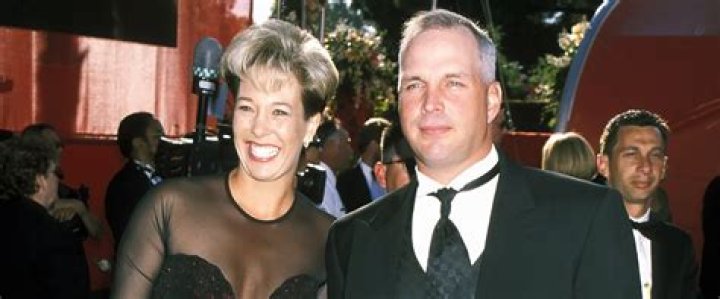 Who Is Garth Brooks' Ex-wife Sandy Mahl Whom He Once Called Phenomenal? Facts about Her