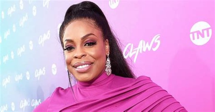 Fans Praise Niecy Nash's Daughter Dia for Her Angelic Voice as She Sings in This New Video