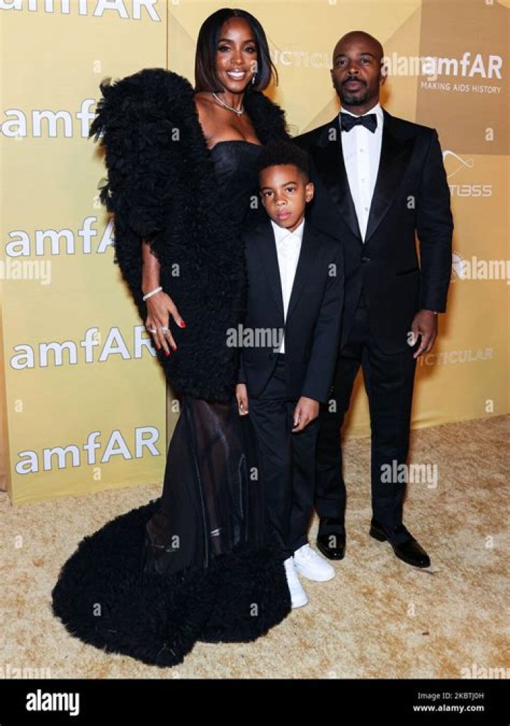 Kelly Rowland's Relationship with Her Biological Dad, Including 30 Years of Not Seeing Him