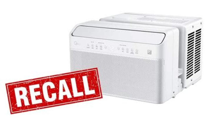 Kelly Ripa Recalls on-Air Experience with Psychic Who Made a Shocking Revelation in 2000