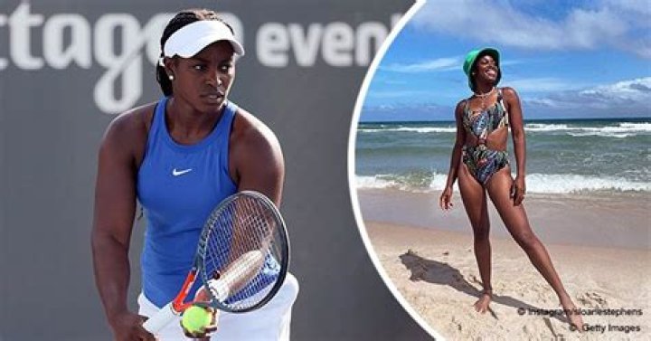 Sloane Stephens Shows off Her Toned Figure in a Trendy Print Swimsuit While Sunbathing (Photo)