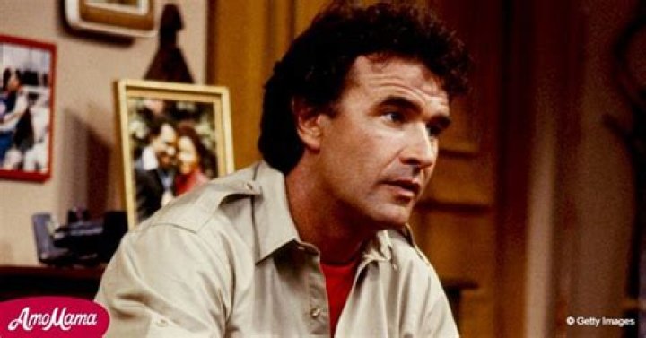 Geoffrey Scott, 'Dynasty' and 'Dark Shadows' Star Dies a Day after His 79th Birthday