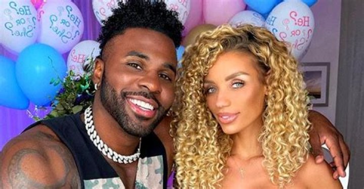 Jason Derulo & His Girlfriend Jena Frumes Announce Their Baby's Gender with a Festive Party
