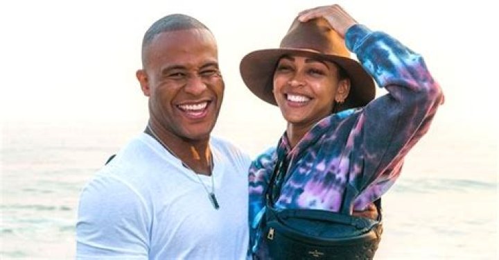 DeVon Franklin's Wife Meagan Good Wows Followers with Her Tiny Waist & Bob Haircut in New Pics