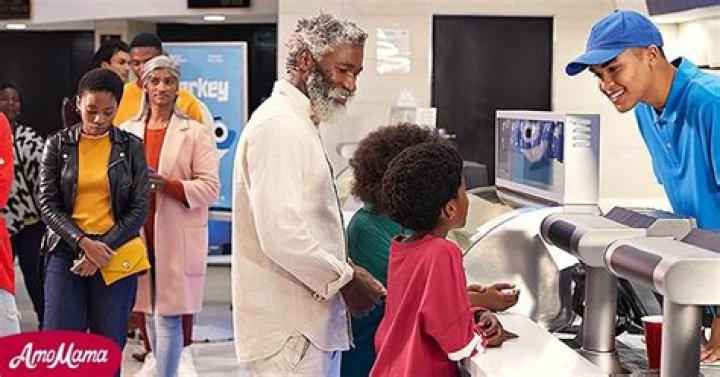 Father Forgets His Son in a Queue [Story of the Day]