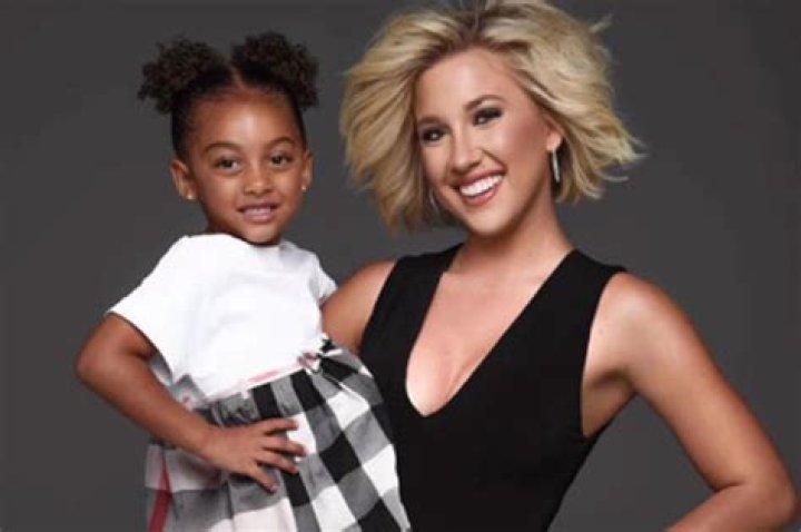 Lindsie Chrisley Gets Extremely Candid as She Drops Truth Bombs About Dad Todd Chrisley & Brother Chase Chrisley
