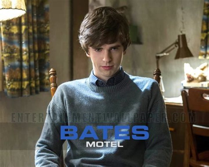 'Bates Motel' Star Freddie Highmore Reveals He Married a 'Wonderful Woman'