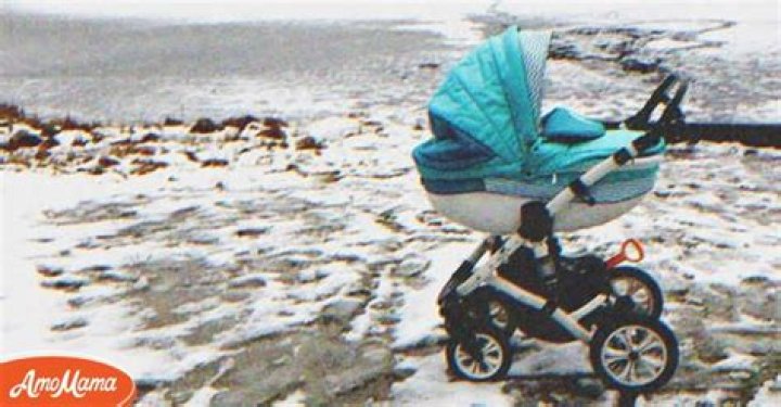 Old Man Treads on Thin Ice to Rescue Baby in Stroller on Frozen Lake – Story of the Day