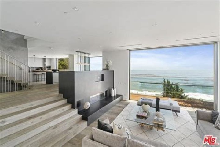 Michael Landon's Widow Sold Beach House for $15.7m & Stayed in the Hacienda Where The Star Died