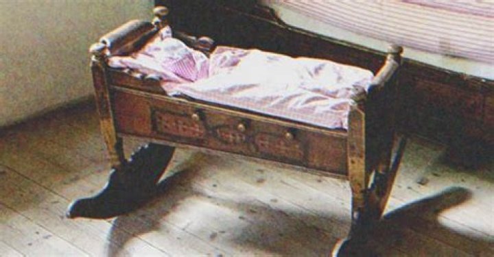 Poor Woman Buys Old Cradle with a Down Arrow Etched on Its Beam — Story of the Day