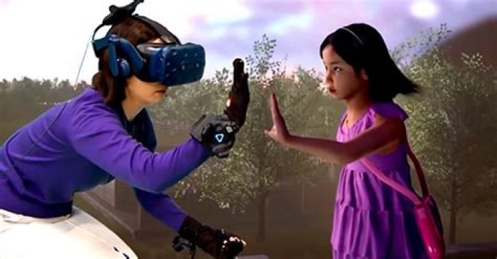 Mother Reunites with Late Daughter via VR: 'Mommy, You Can See That I'm Not Hurting Anymore'