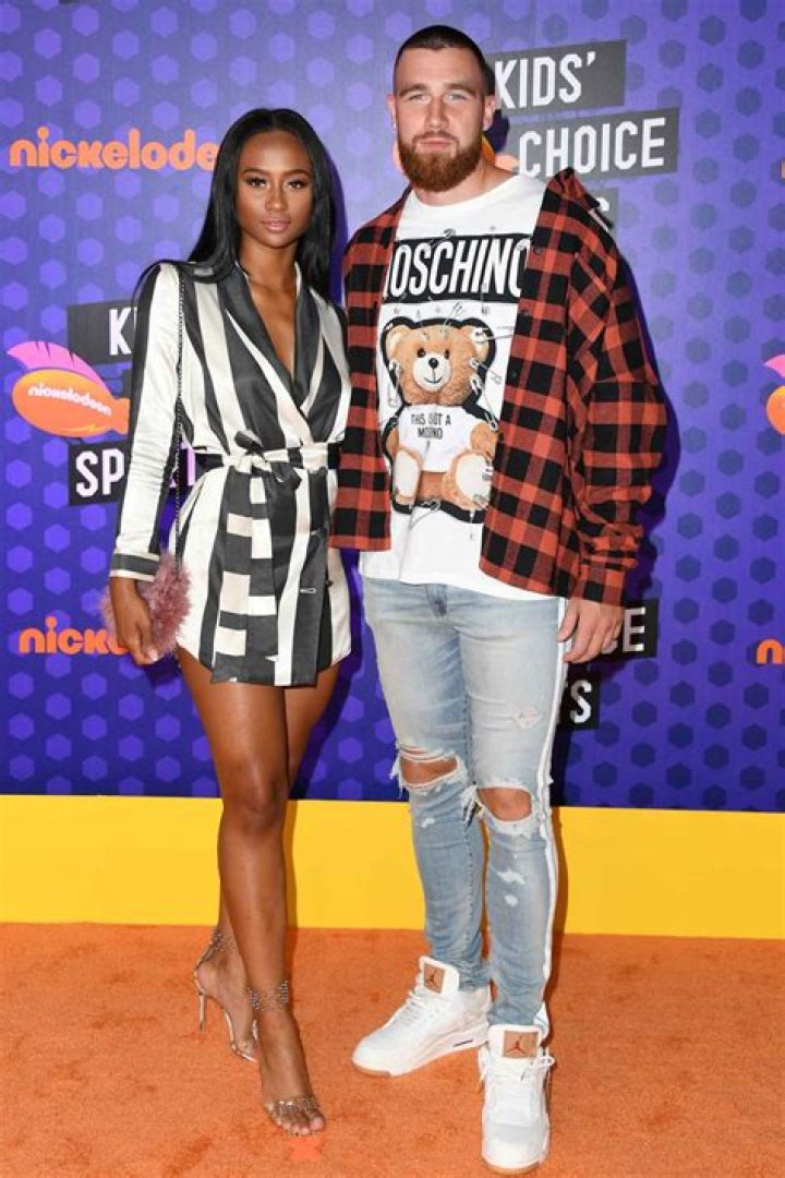Travis Kelce's Girlfriend Kayla Nicole Who He Denied Cheating on Shows off Her Curves and Asks for a Date Night