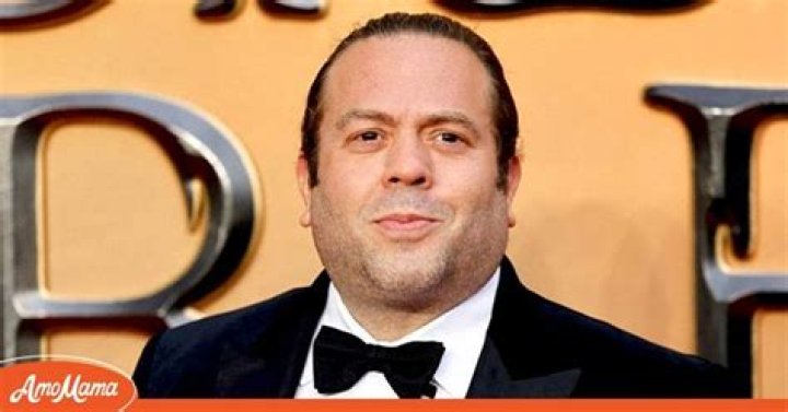 Dan Fogler Lost 100 Pounds for the Sake of His 2 Daughters - Look inside His Family