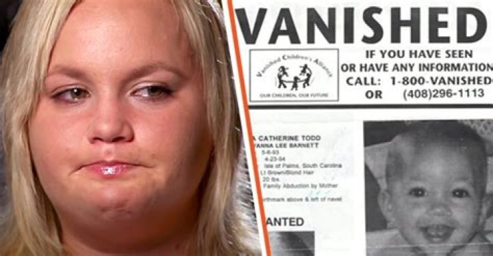 Woman Finds Out Mom Lied to Her and She's Been a Missing Child for 20 Years