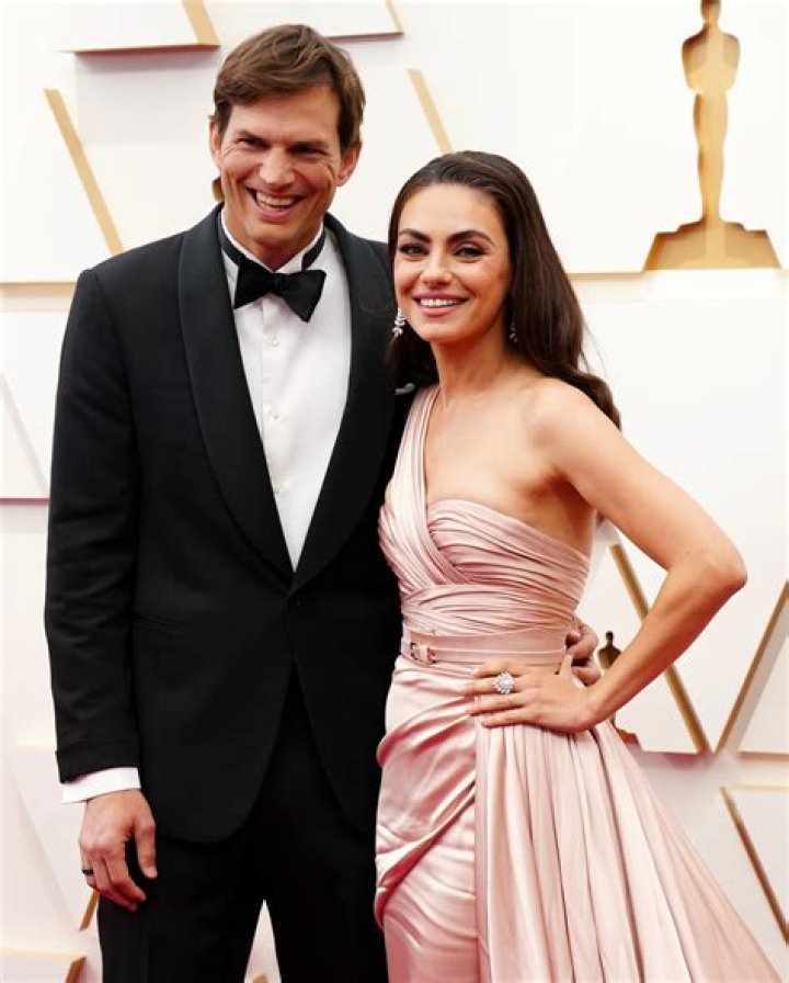 Who Did Mila Kunis Date before Getting Married to Ashton Kutcher?