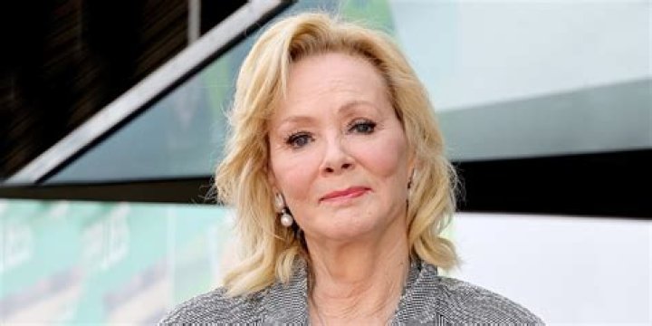How Was Jean Smart Affected by the Death of Her Husband? The Couple Had Been Together for 34 Years