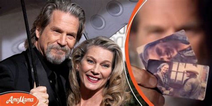 Jeff Bridges Still Carries Pics from 1st Meeting With Wife Who He Instantly Fell for despite Her Broken Nose