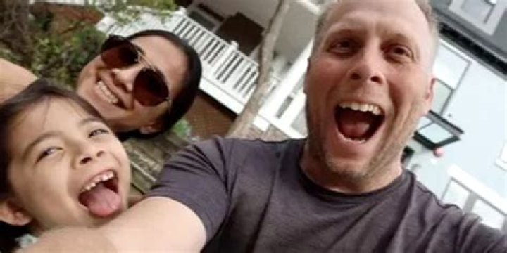 Teacher Runs to Save Drowning Girl – Last Words He Hears Are from His Daughter: 'Dad! Be Careful!'