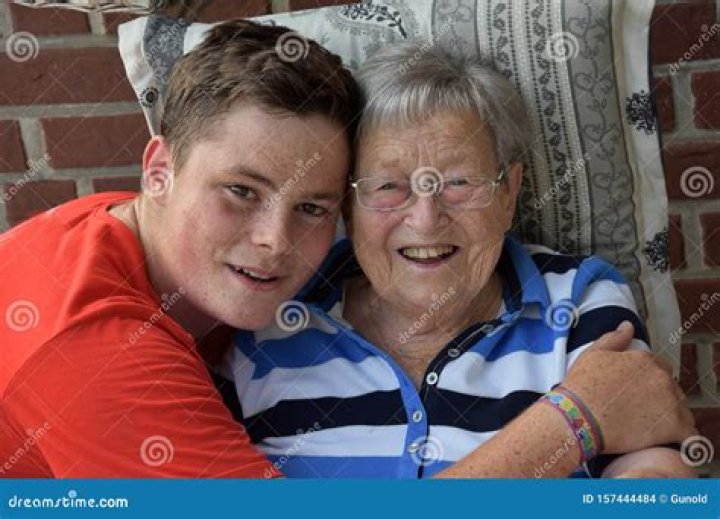 11-Year-Old Boy Takes Care of His Sisters while Mom Spends Nights out of Home – Story of the Day