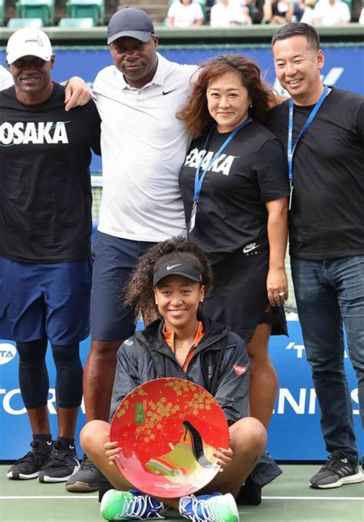 Who Are Naomi Osaka’s Parents? Tamaki Osaka and Leonard Francois Have Always Been Their Daughter’s Main Supporters