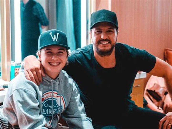 Luke Bryan & Kids Stunned His Mom on 73rd Birthday — He Sacrificed Fame for Her after Brother Died